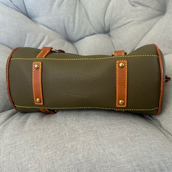 Dooney & Bourke olive all weather leather satchel 3.0 - Picture 5 of 7